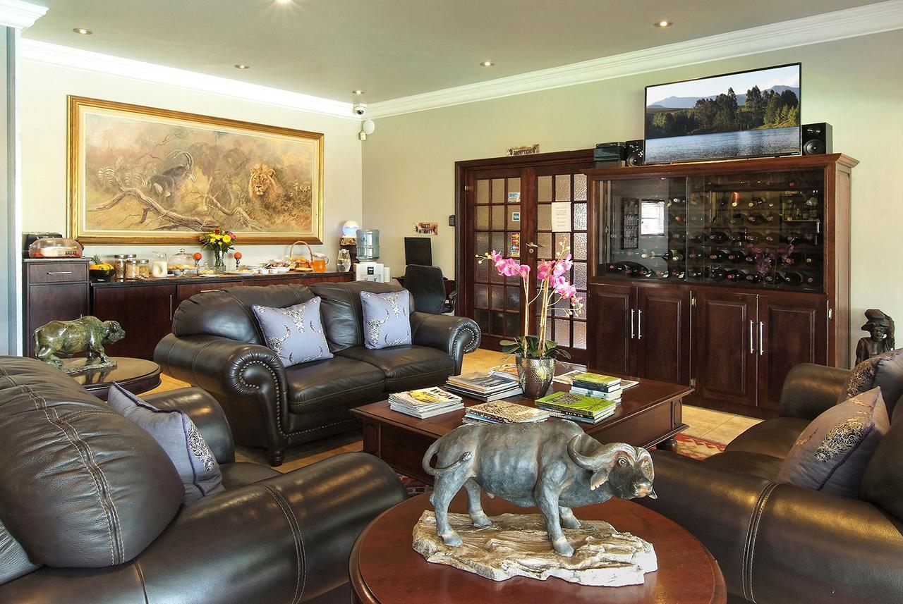 Ushaka Manor Guest House เดอร์บัน ภายนอก รูปภาพ