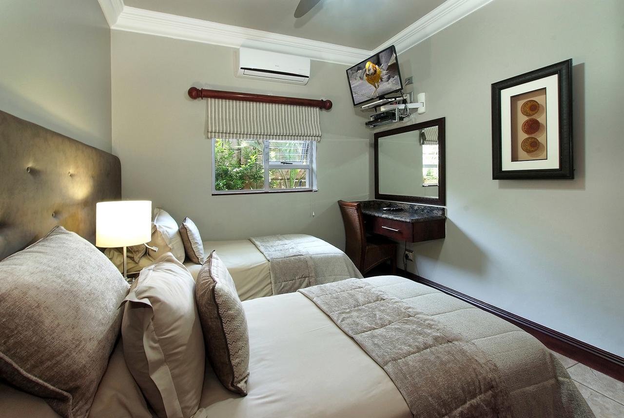 Ushaka Manor Guest House เดอร์บัน ภายนอก รูปภาพ